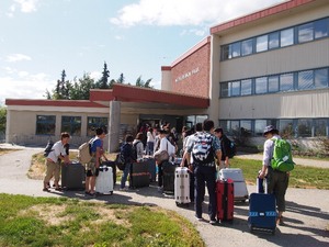 大学の学生寮に到着しました