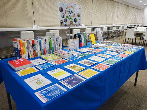 選書ツアーの様子7